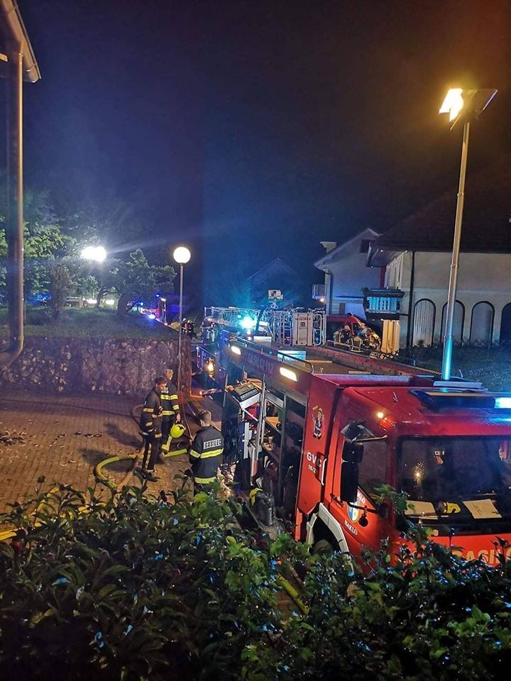 Požar v Podbrezjah (2/3)