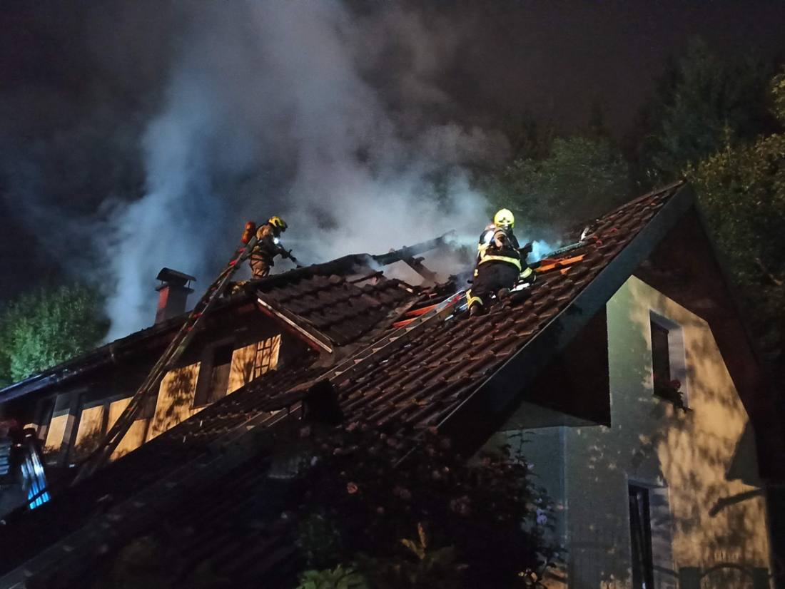 Požar hiše na Cegelnici