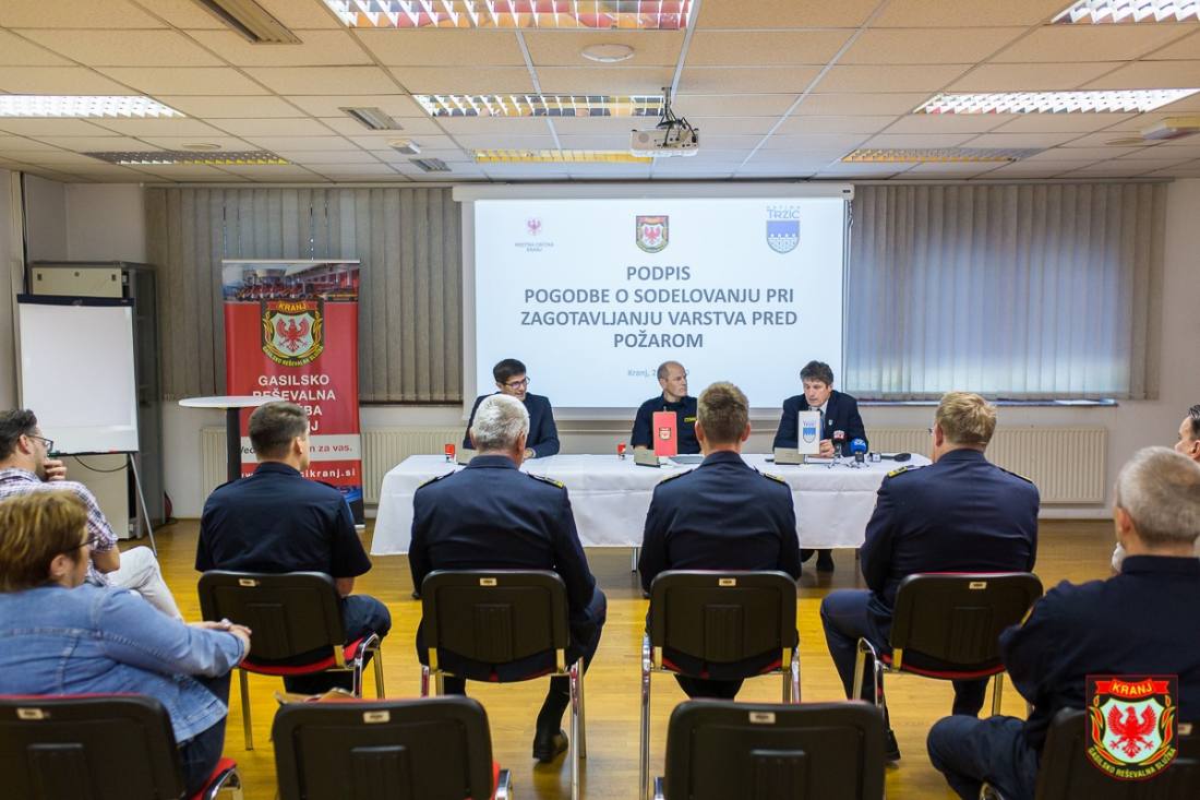 Podpis pogodbe o sodelovanju z Občino Tržič (4/10)