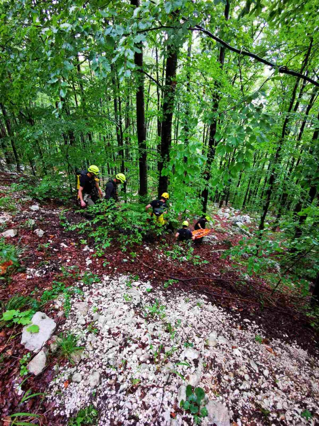 Ekipa GARS Kranj osvojila prvo mesto na Rope Rescue Rally (8/9)