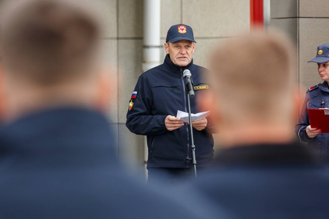 Prevzem novega gasilskega vozila z vodo (6/29)