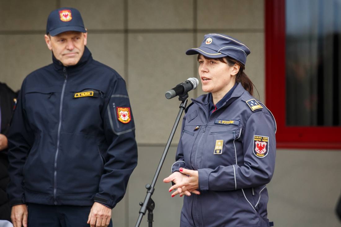 Prevzem novega gasilskega vozila z vodo (12/29)