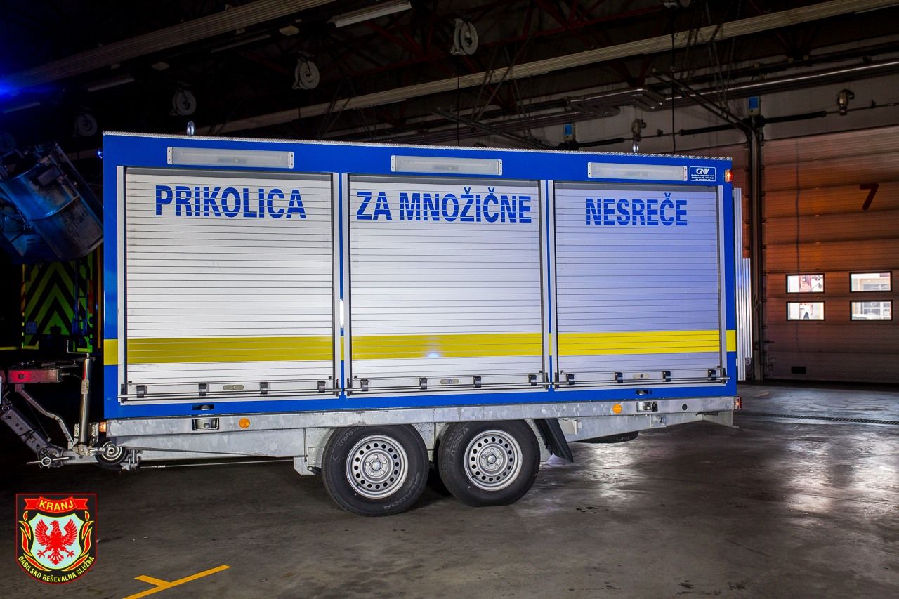 Prikolica za množične nesreče (1/1)